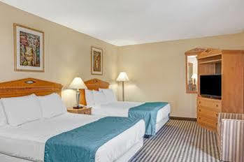 Whitney Inn & Suites Hamden Εξωτερικό φωτογραφία